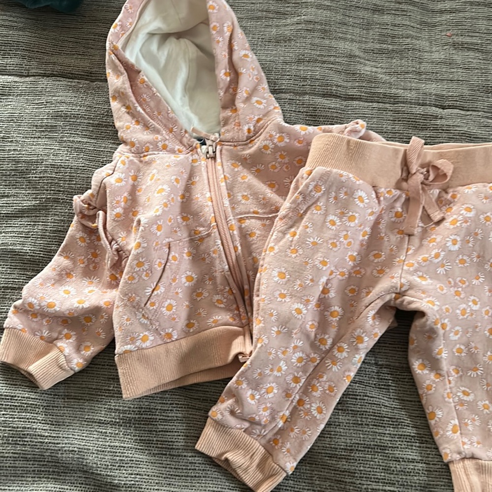 Baby sweat suit